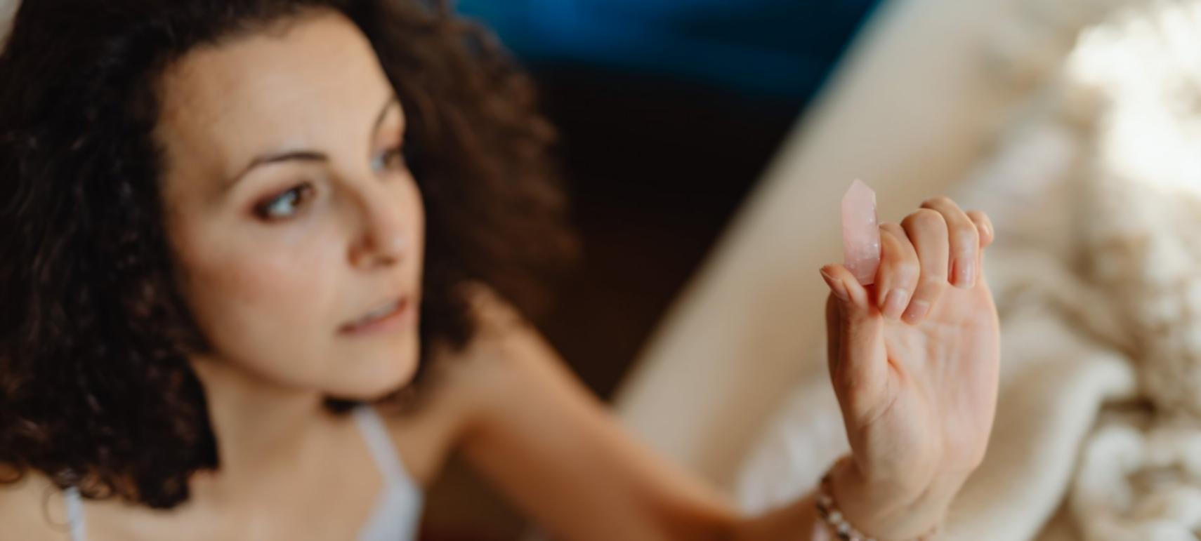 Практика йоги з використанням пропсів — блоків та ременя